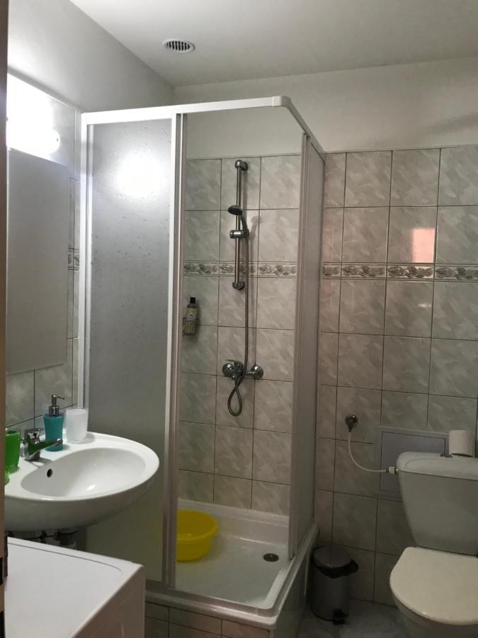 Lana Lo Apartments Karlovy Vary Luaran gambar